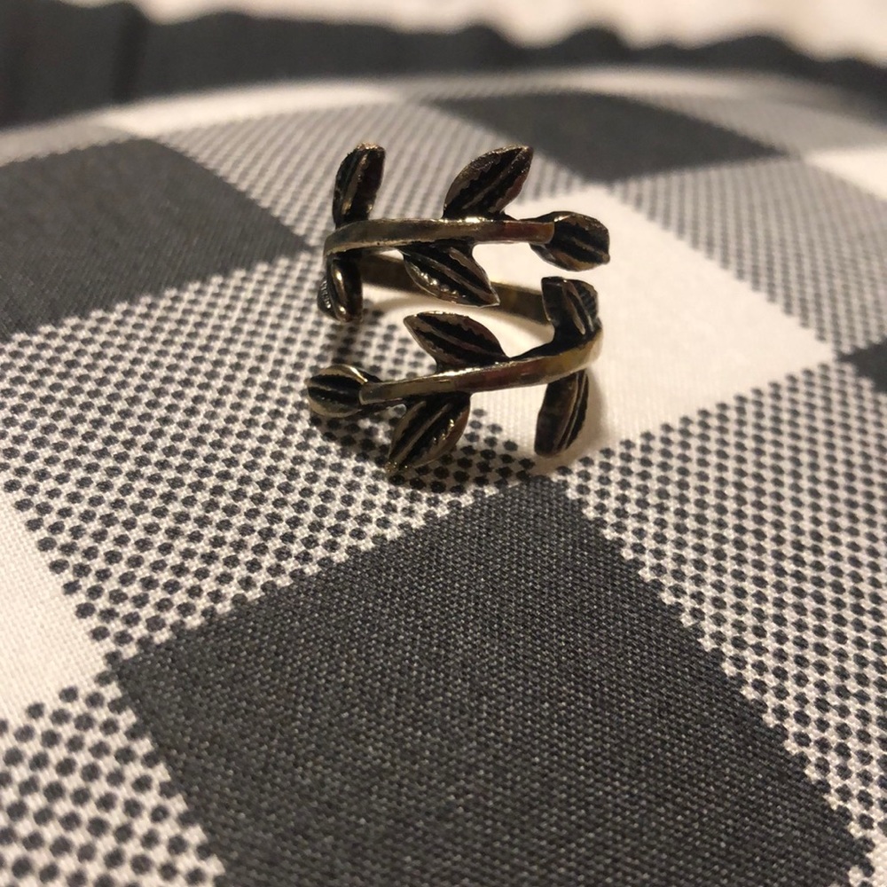 Ring Set 💫 - Picture 6 of 6